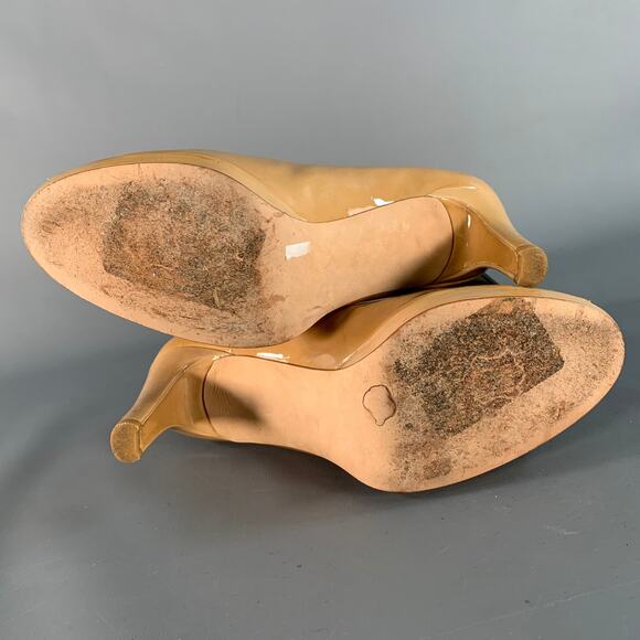 STUART WEITZMAN Size 7 Tan Patent Leather Peep Toe Pumps - Picture 6 of 8